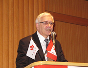 カナダ本部Presidentジャック・ポメロー会長